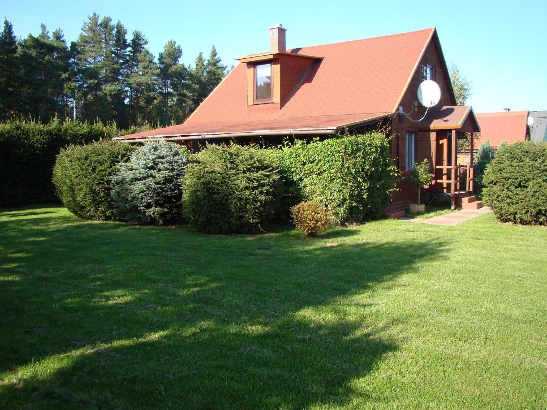 Holzhuette Mit Weitlaeufigem Garten Am Wald Villa Kopalino Buitenkant foto